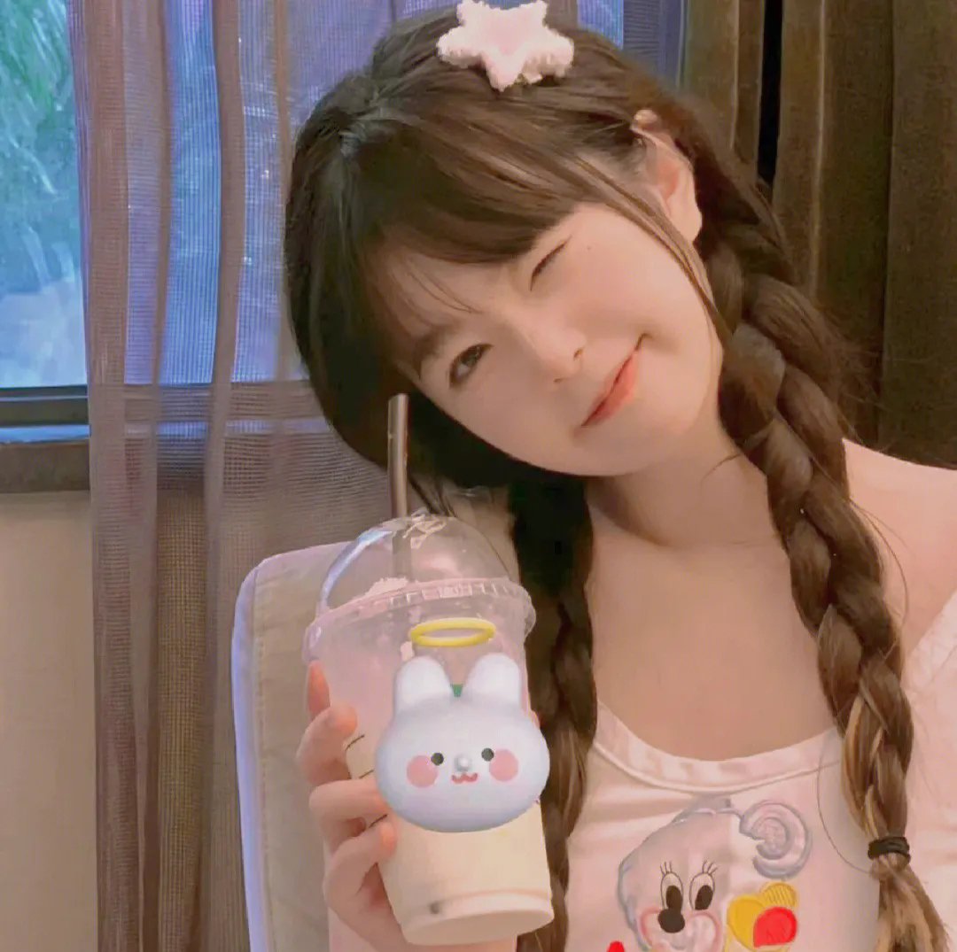 当电子厂妹卸下工装